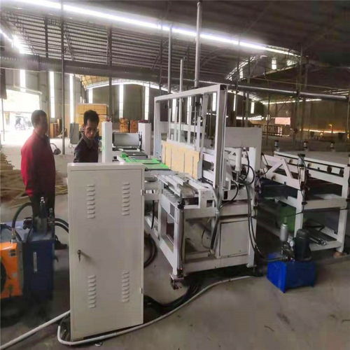 自動拼板機生產(chǎn)廠家 ,自動拼板機操作流程,山東瑞力特數(shù)控設備